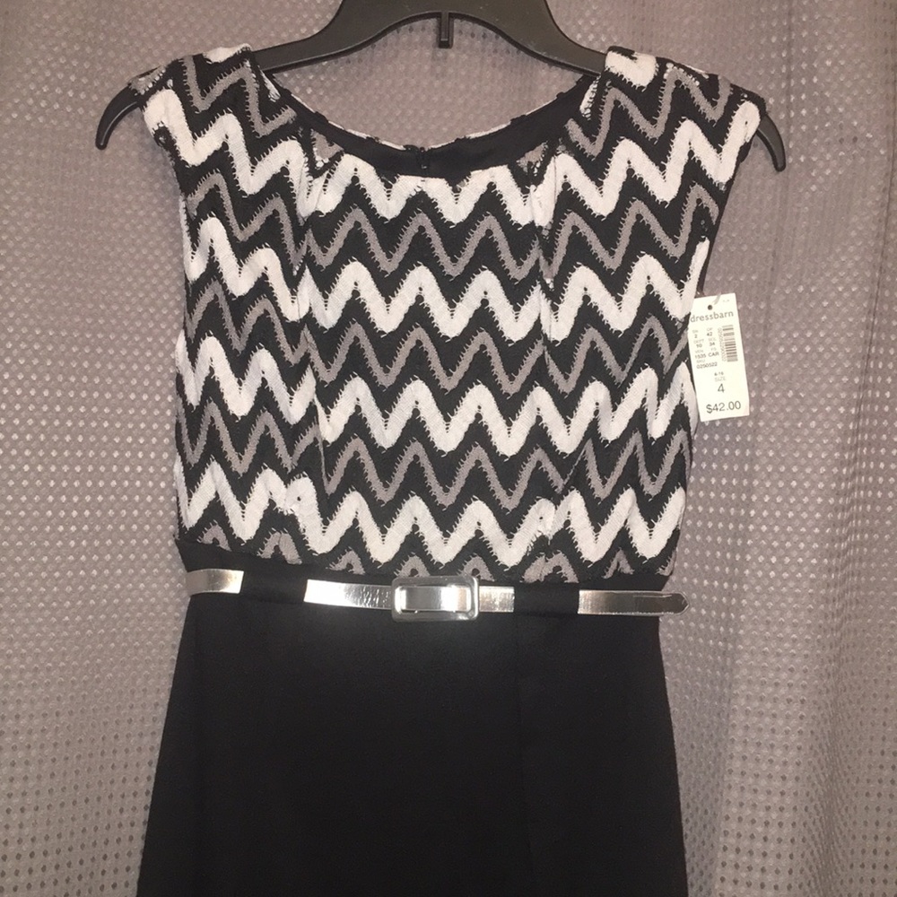 ✨Dressbarn size 4 dress✨